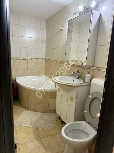 Brancoveanu, Str. Paduroiu, la 3 min.metrou Constantin Brancoveanu, parcare